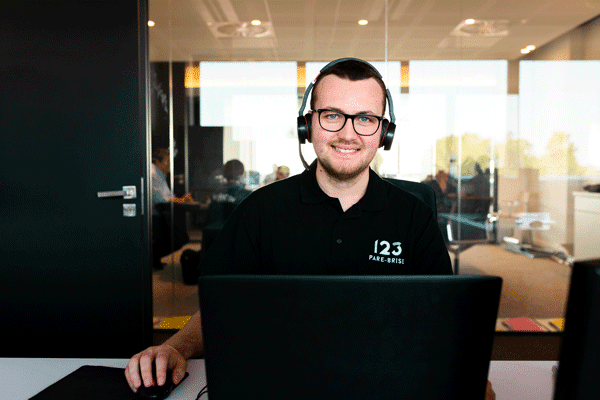 Membre 123 Pare-Brise du call center Jeremy