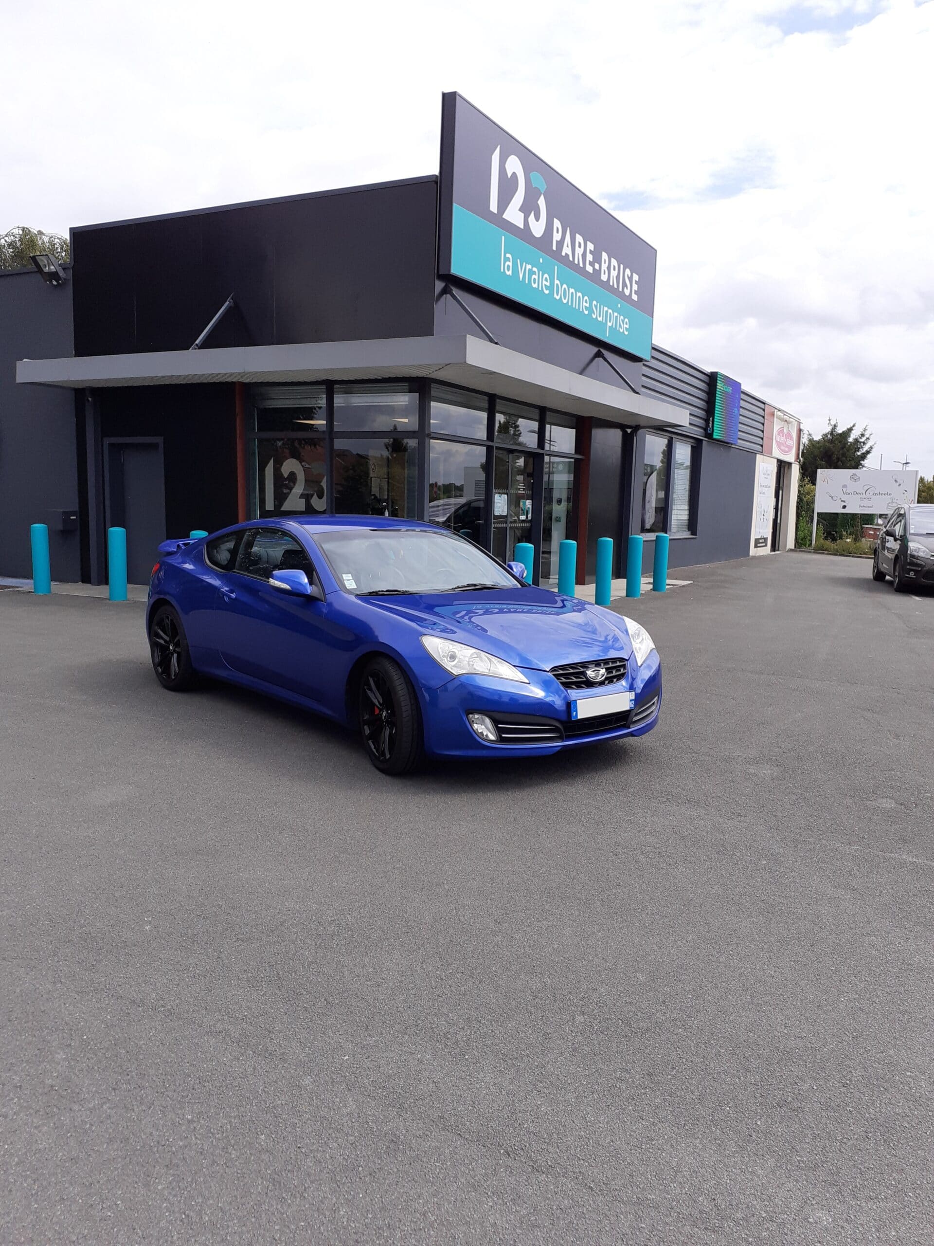 Intervention faite sur une Hyundai Genesis par l'agence 123 Pare-Brise Arras