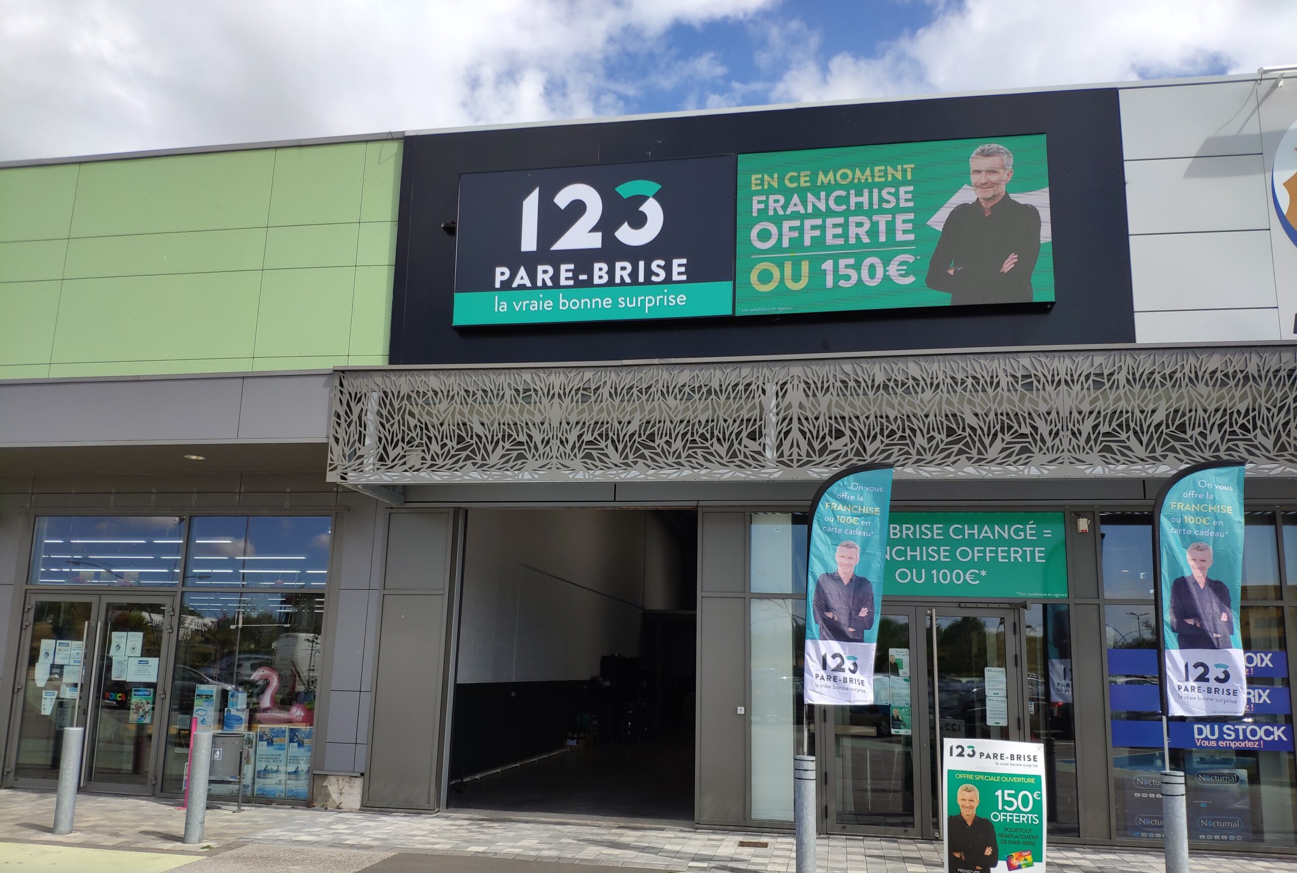 Façade du centre 123 Pare-Brise Calais