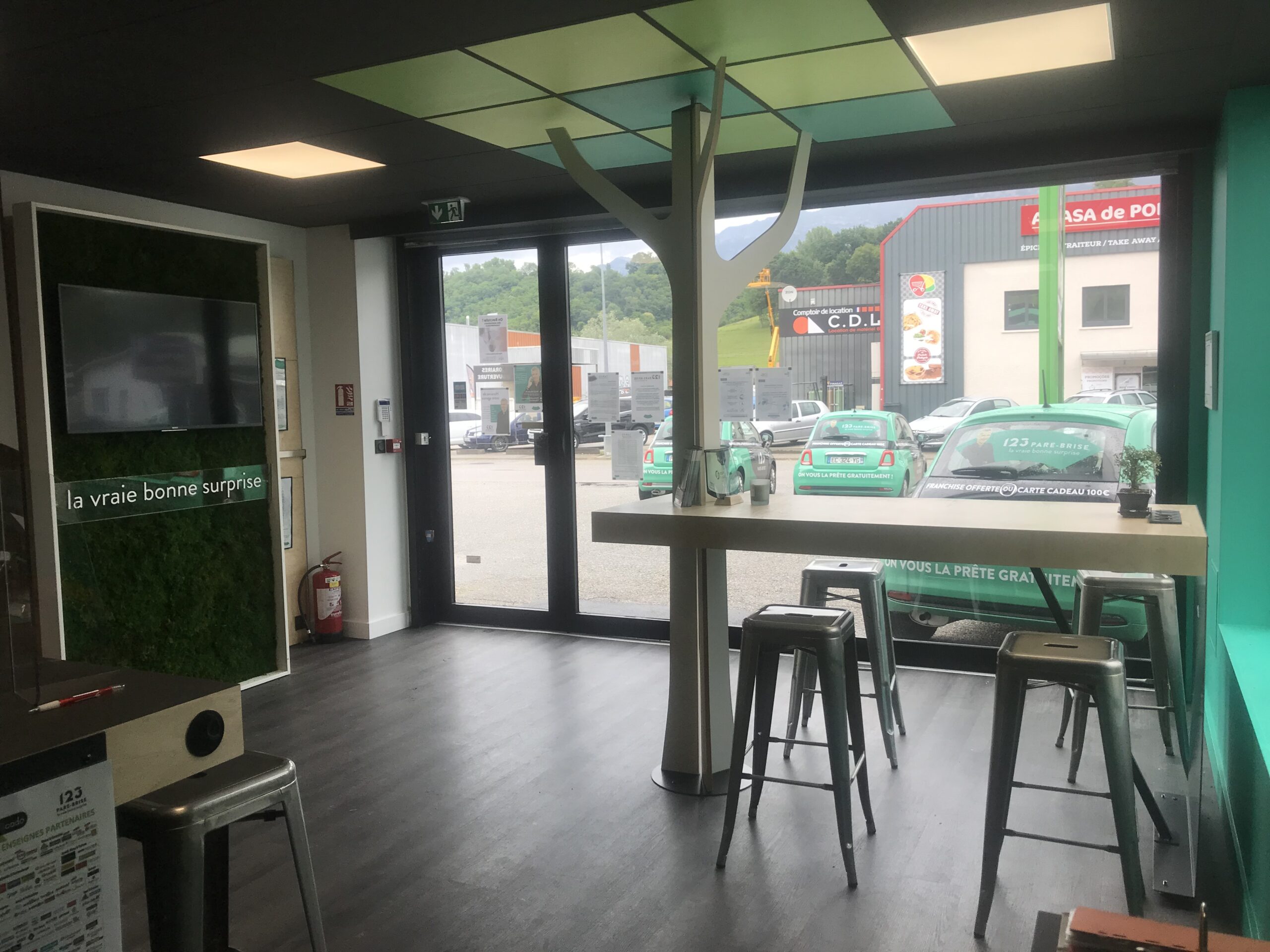 Intérieur du centre 123 Pare-Brise Chambéry