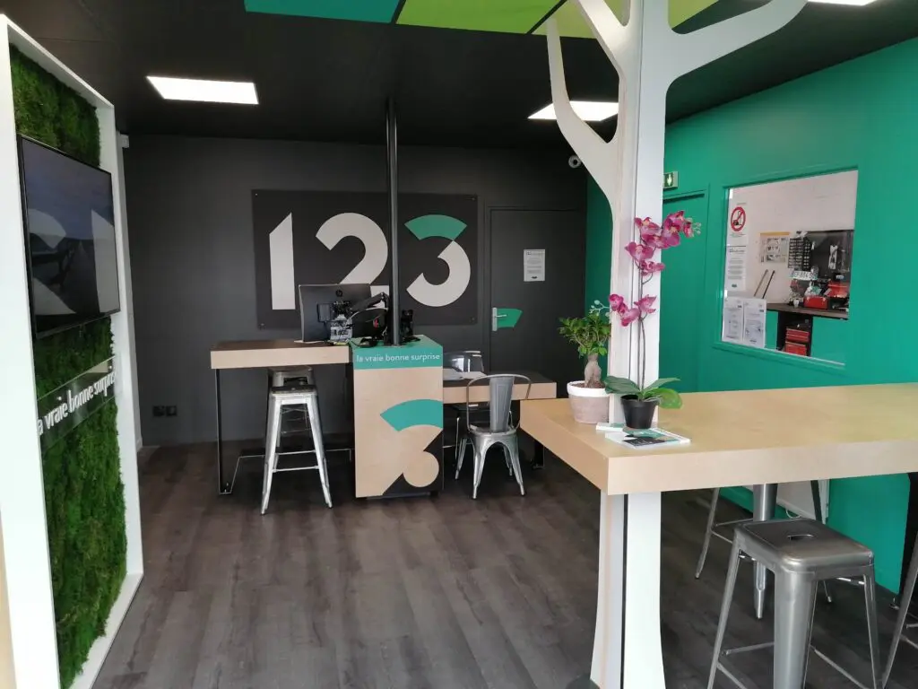 123PareBrise-Soyons-interieur Intérieur de l'agence 123 Pare-Brise Soyons