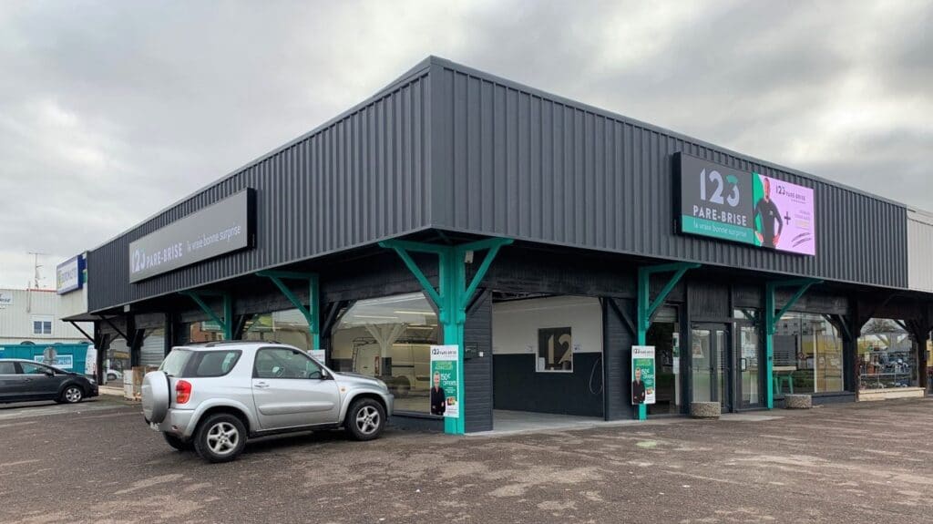 123PareBrise-Audincourt-extérieur Extérieur du garage 123 Pare-Brise Audincourt