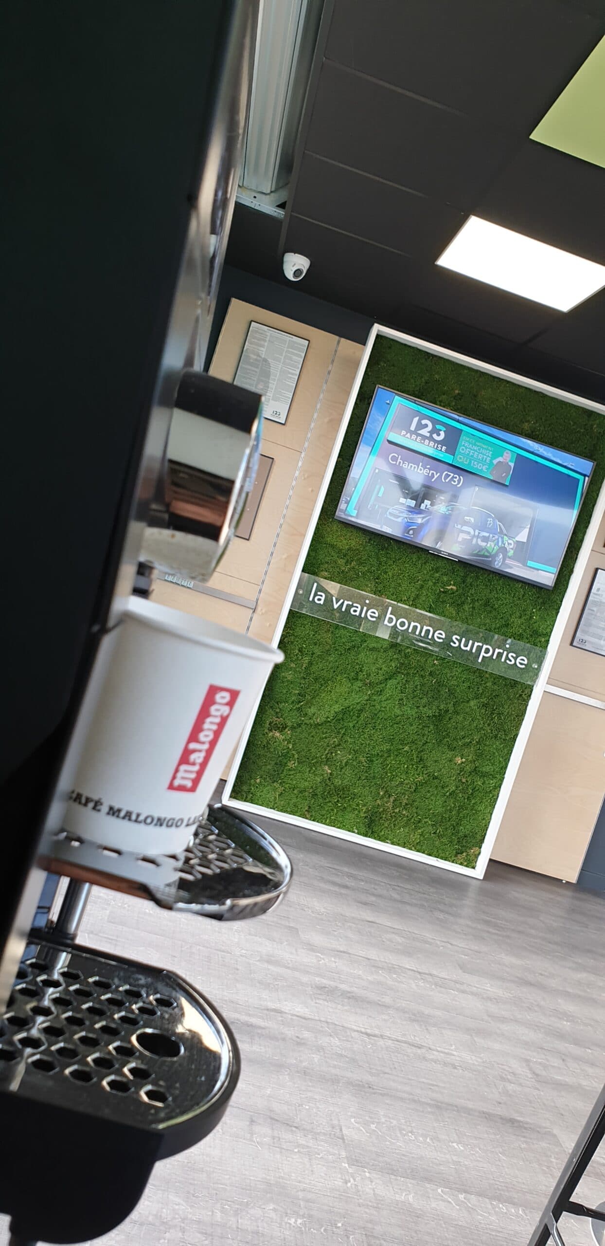 Machine à café Malongo dans le centre 123 Pare-Brise Prouvy