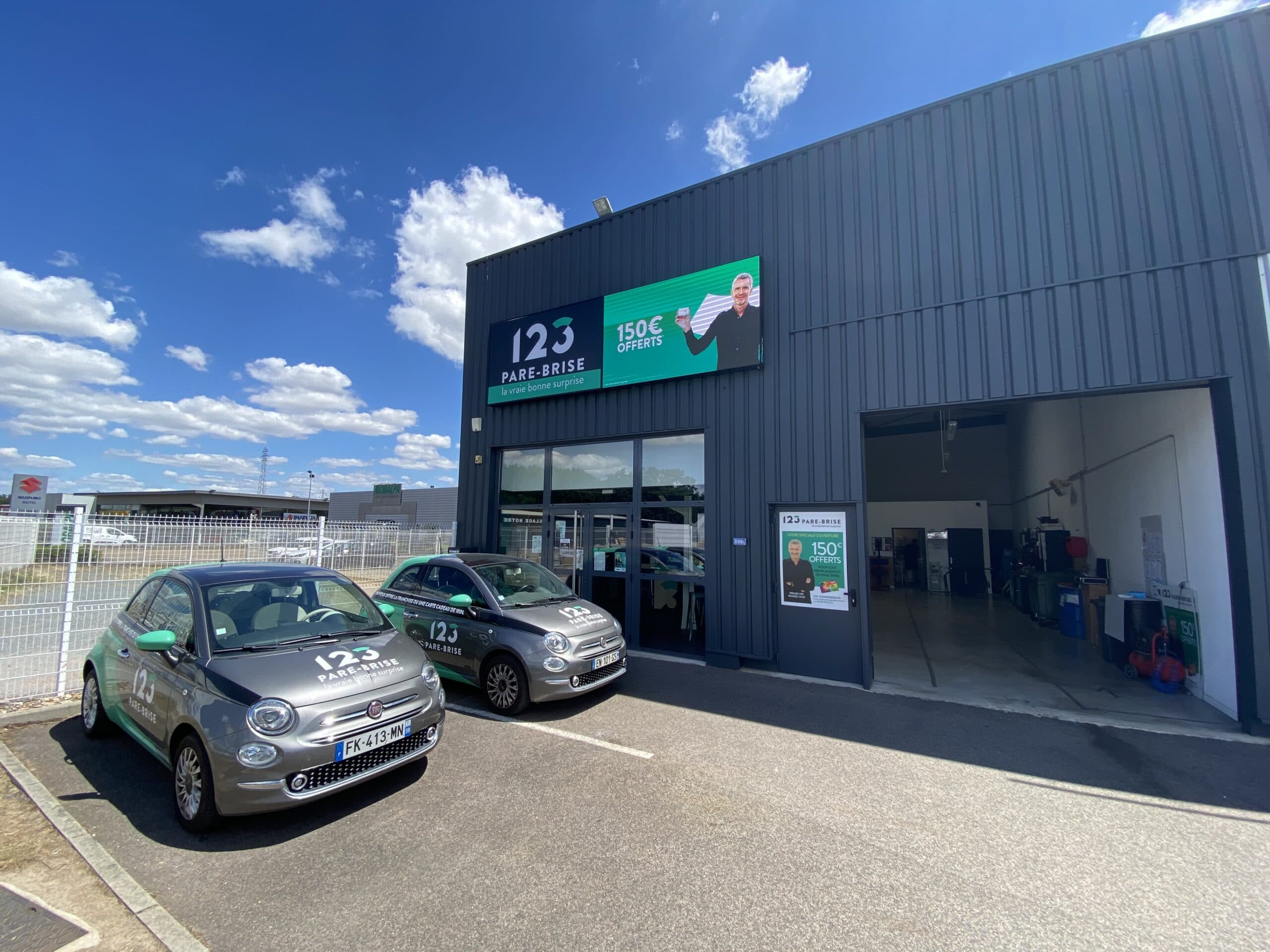 Façade du centre 123 Pare-Brise Roanne