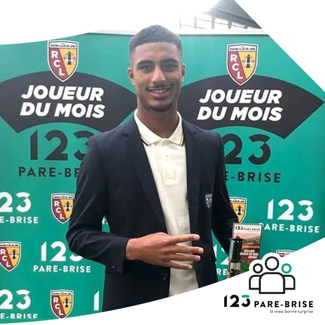 Le joueur du mois d'octobre est Loic Badé, joueur du Racing Club de Lens