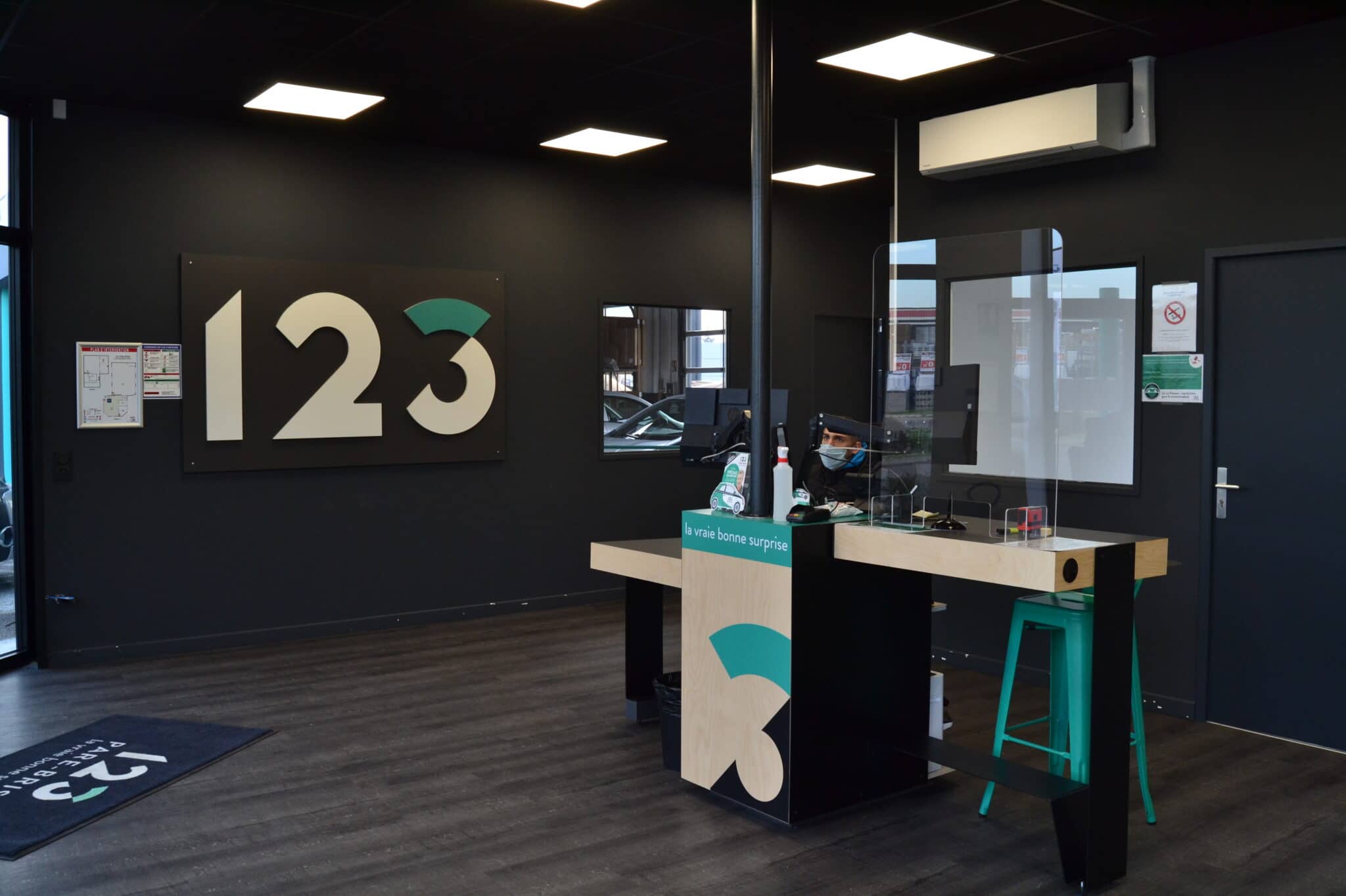 Accueil de l'agence 123 Pare-Brise Dijon
