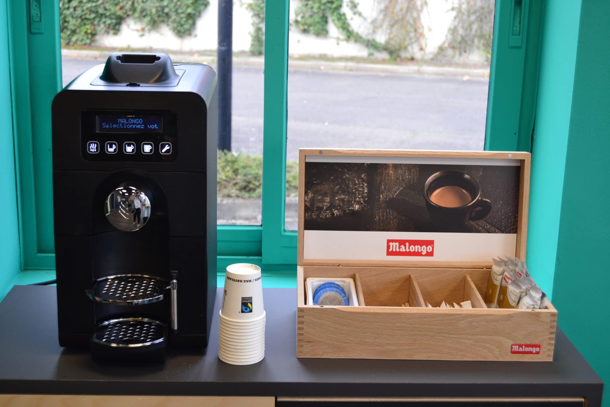 Machine à café bio Malongo au centre 123 Pare-Brise Dijon