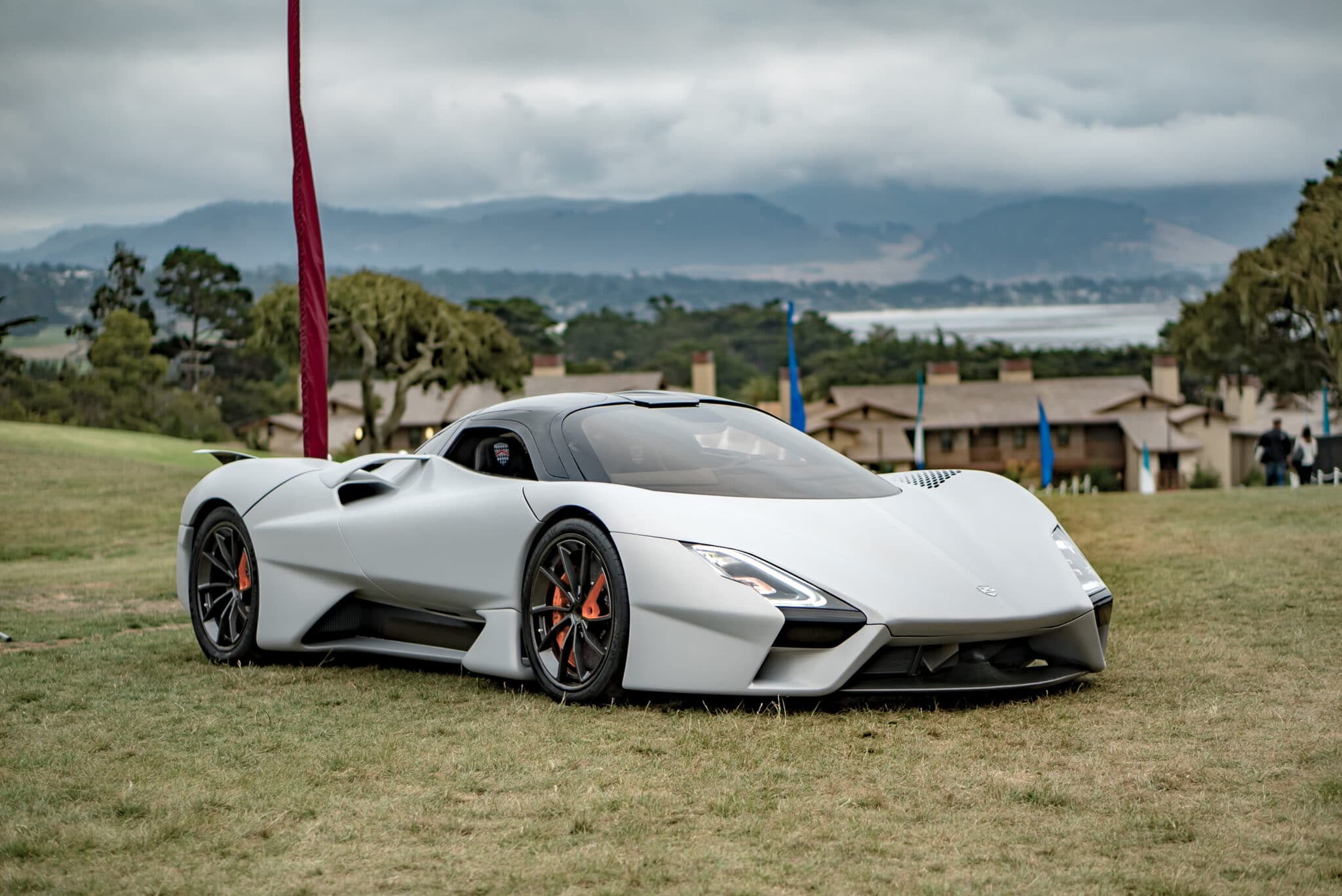 La SSC Tuatura, élue la voiture la plus rapide du monde en 2020.