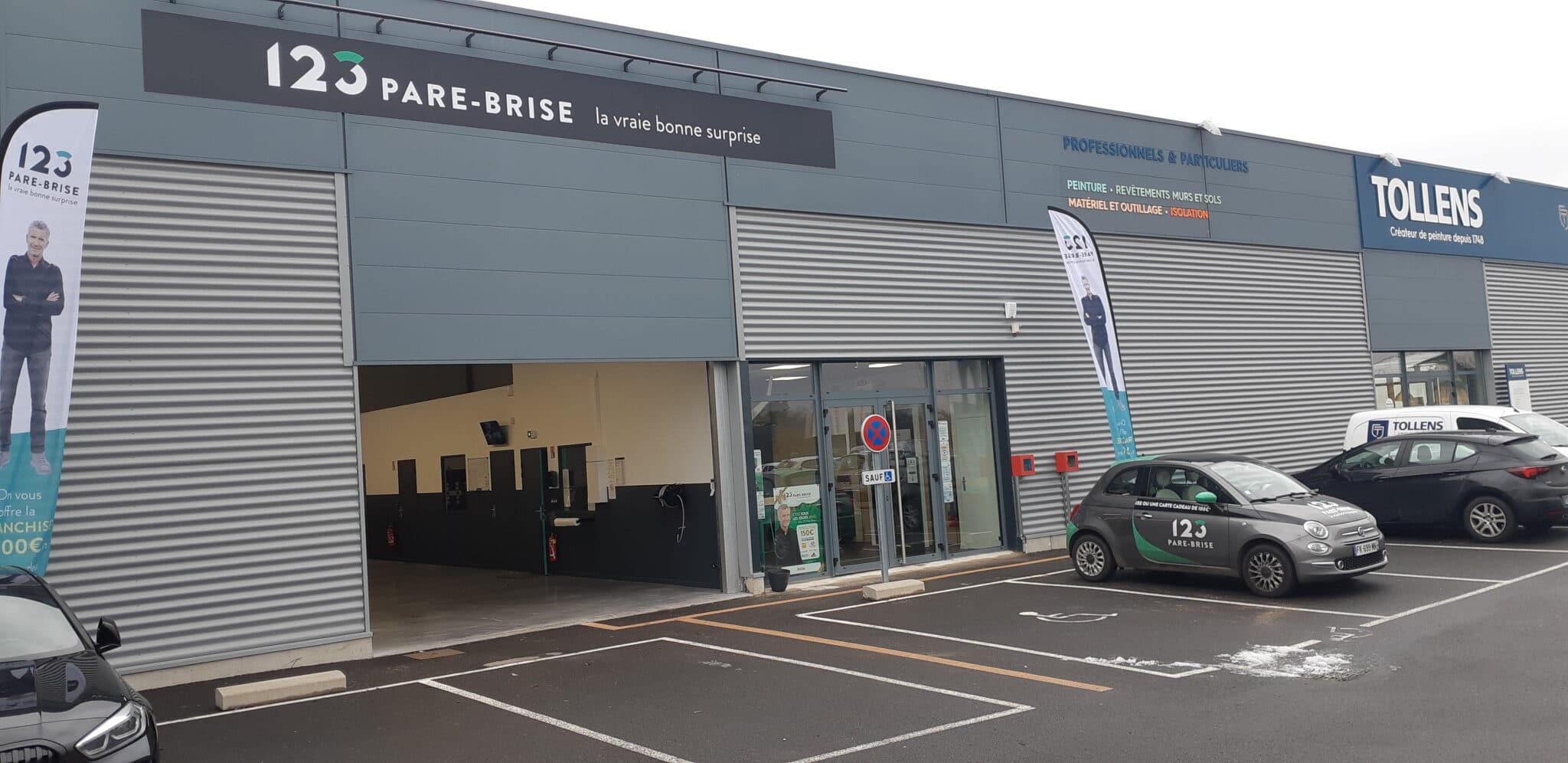 Façade de l'agence 123 Pare-Brise Riom à côté de Tollens