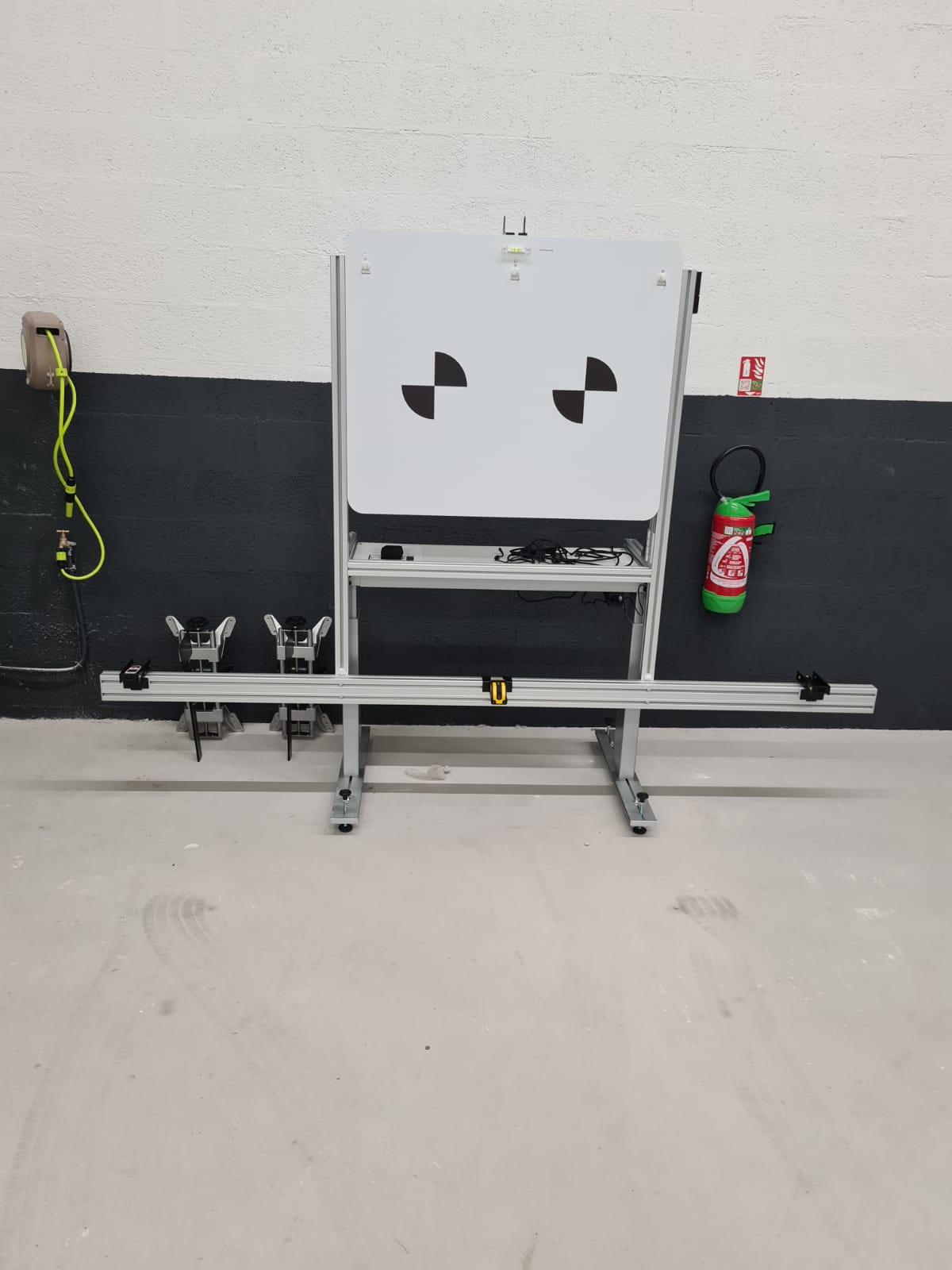 Appareil pour calibrer les caméras ADAS de du centre 123 Pare-Brise Evreux