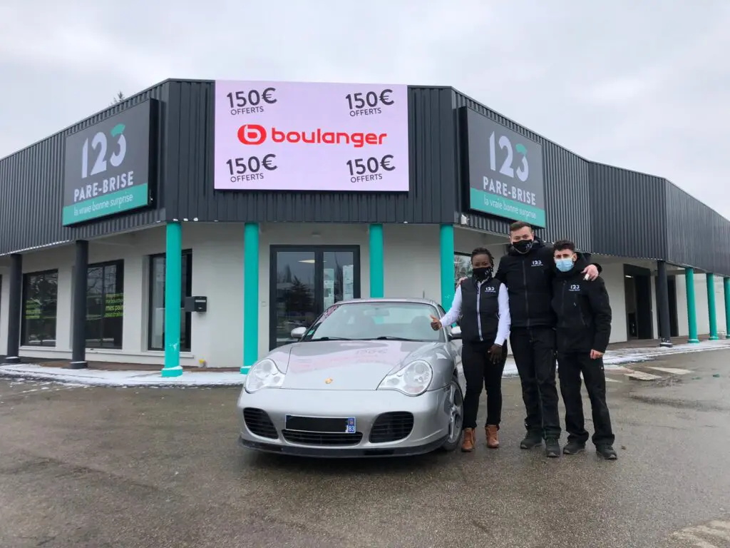 123parebrise-bourg-en-bresse-porsche-equipe Equipe 123 Pare-brise Bourg-en-Bresse après intervention sur une Porsche 996 turbo