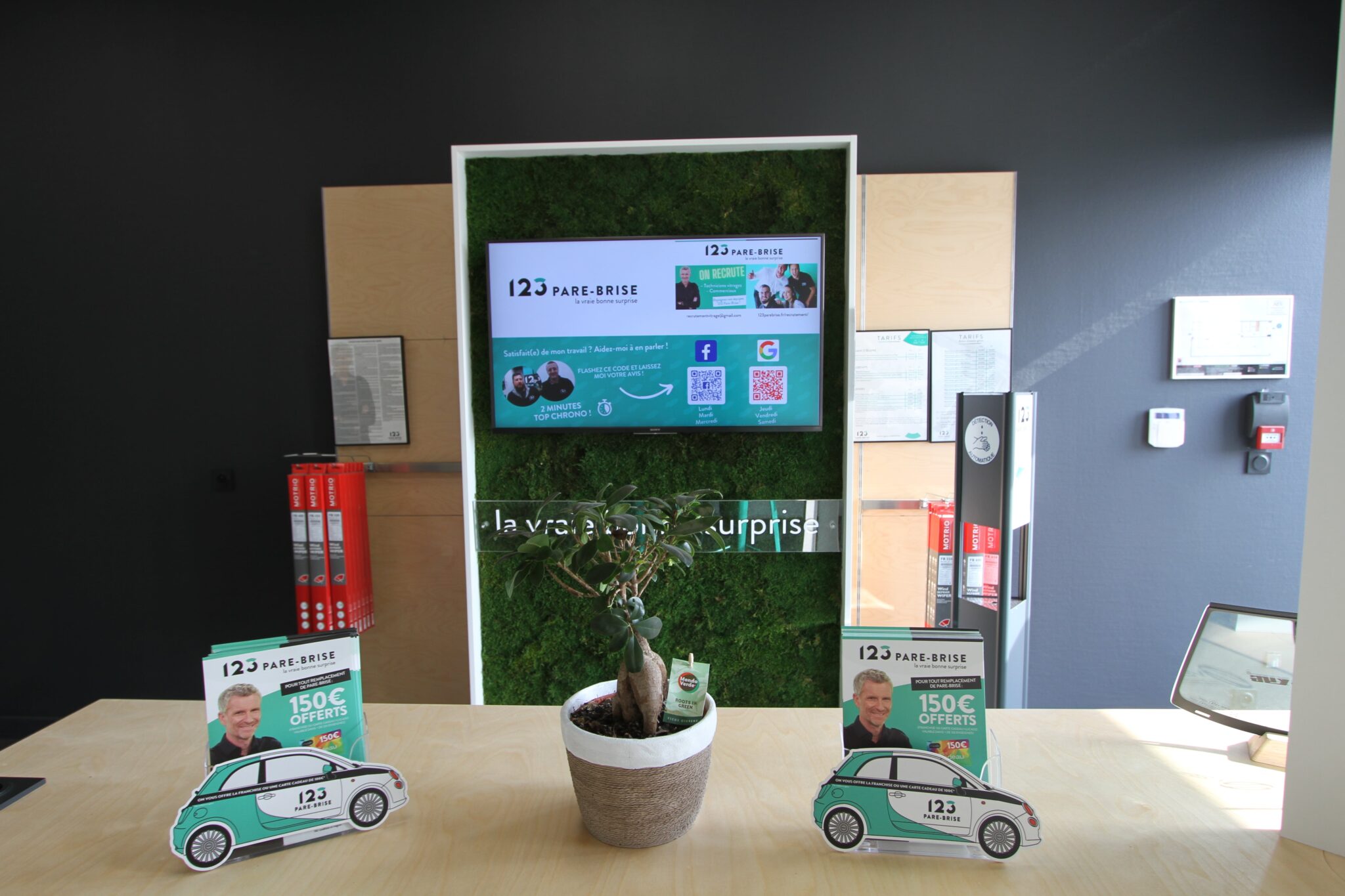 Mur végétal et banzai du centre 123 Pare-Brise Calais