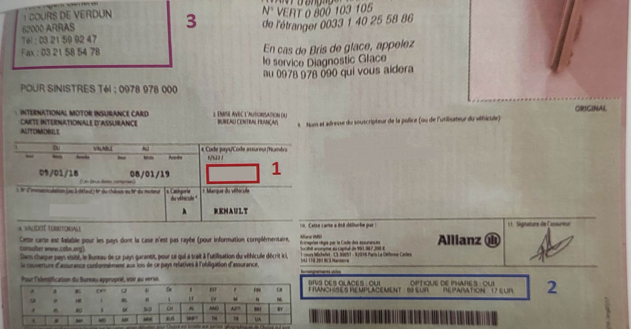 Photo d'une carte assurance Allianz