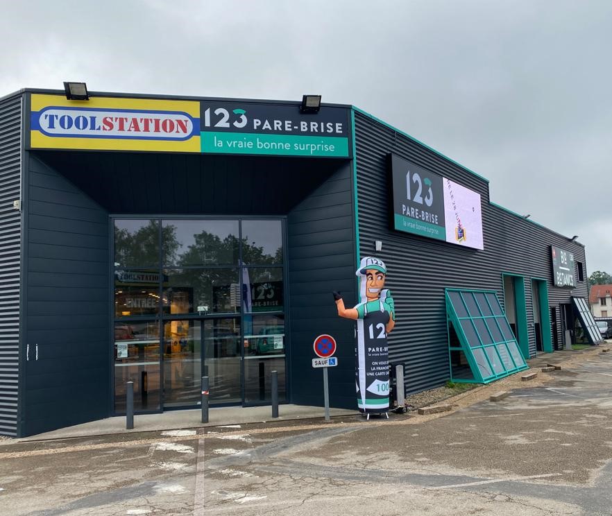 Façade du centre 123 Pare-Brise Besançon