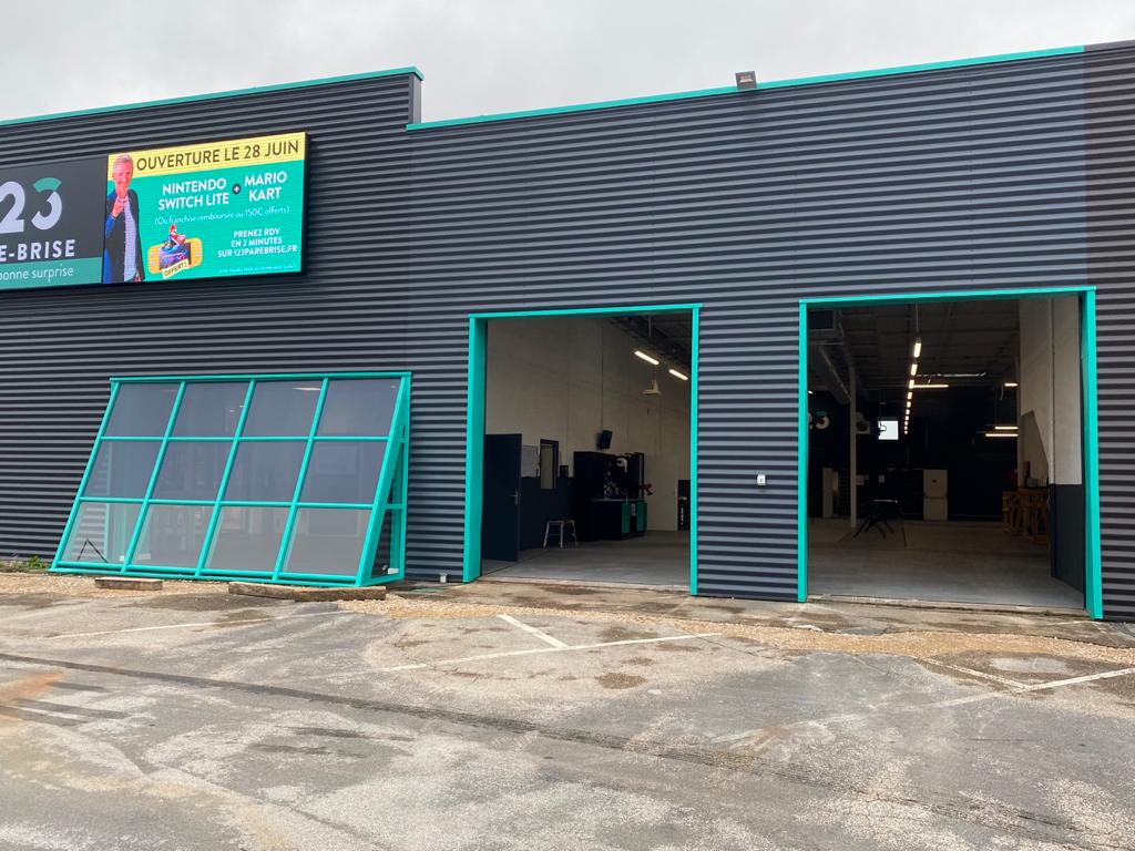 Entrée de l'atelier 123 Pare-Brise Besançon