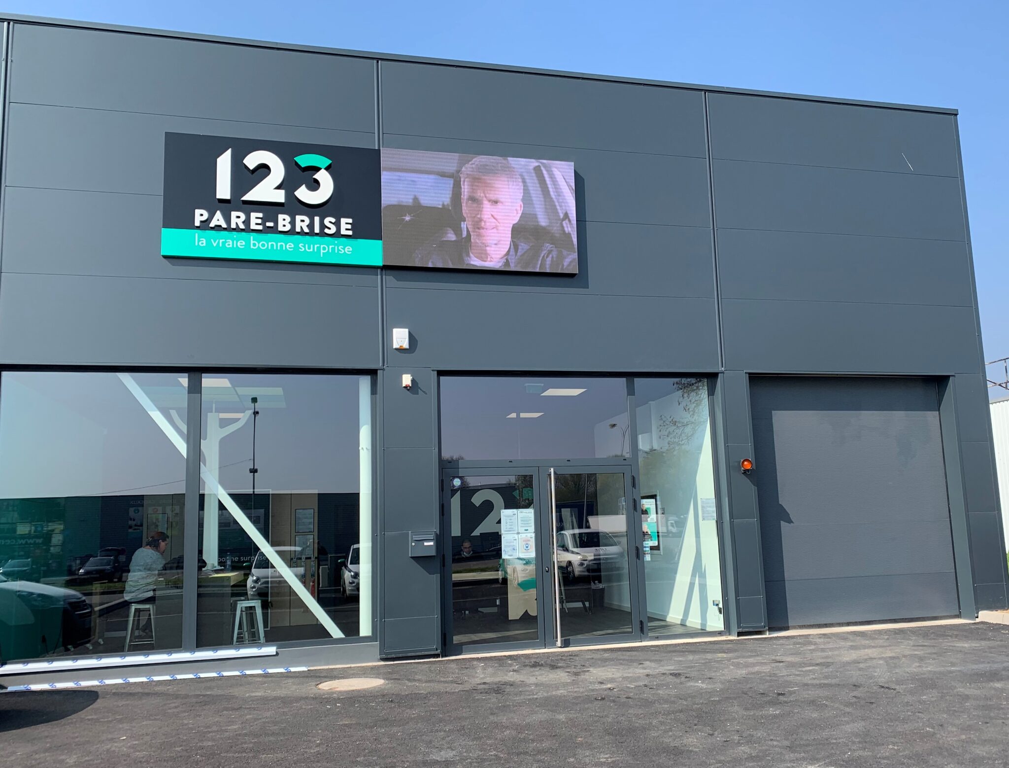 Façade de l'agence 123 Pare-Brise Mulhouse