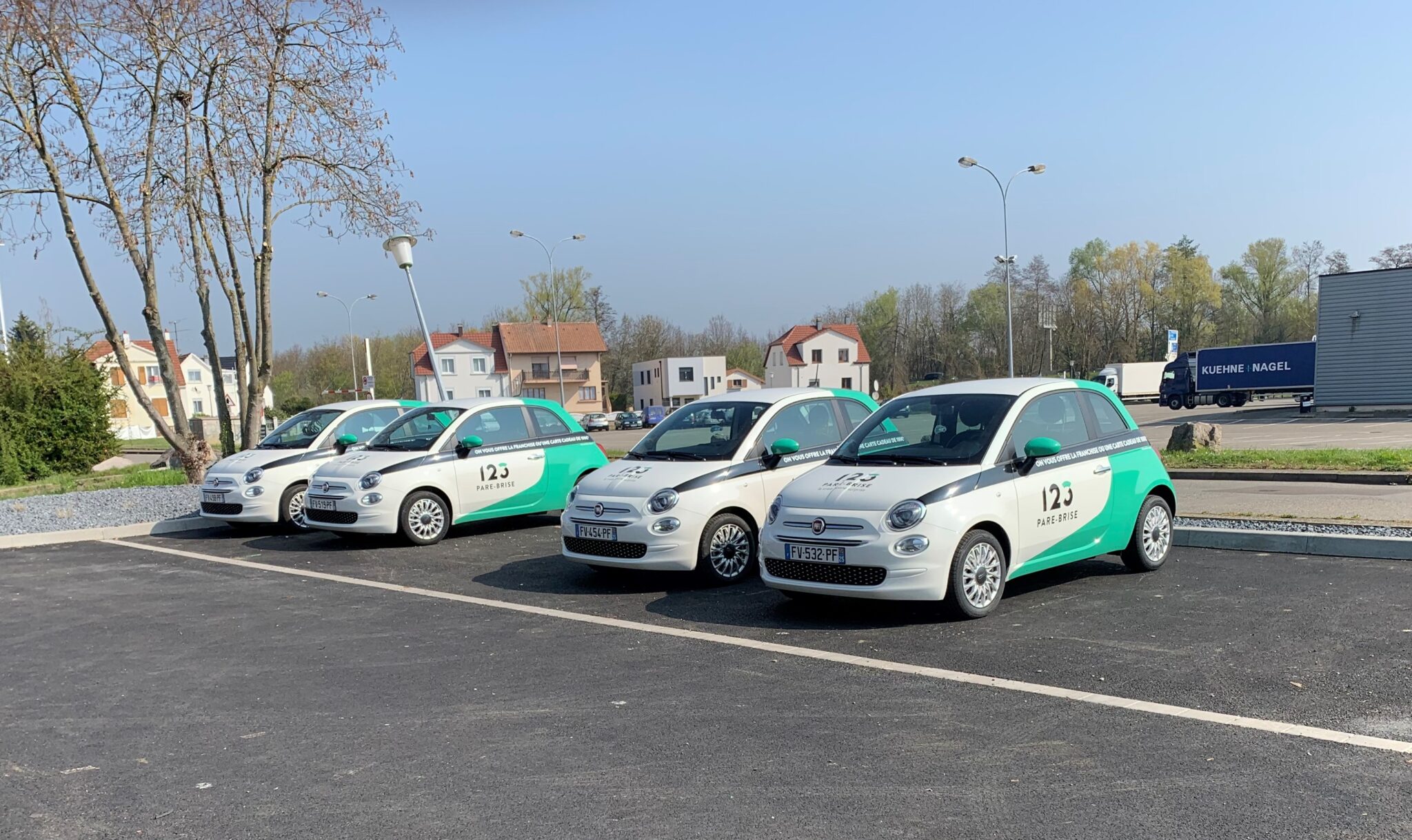 Véhicules de courtoisie du centre 123 Pare-Brise Mulhouse