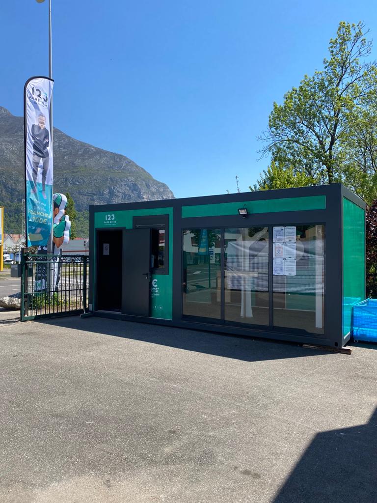 Espace réservé à l'accueil client pour le centre 123 Pare-Brise Saint-Egrève