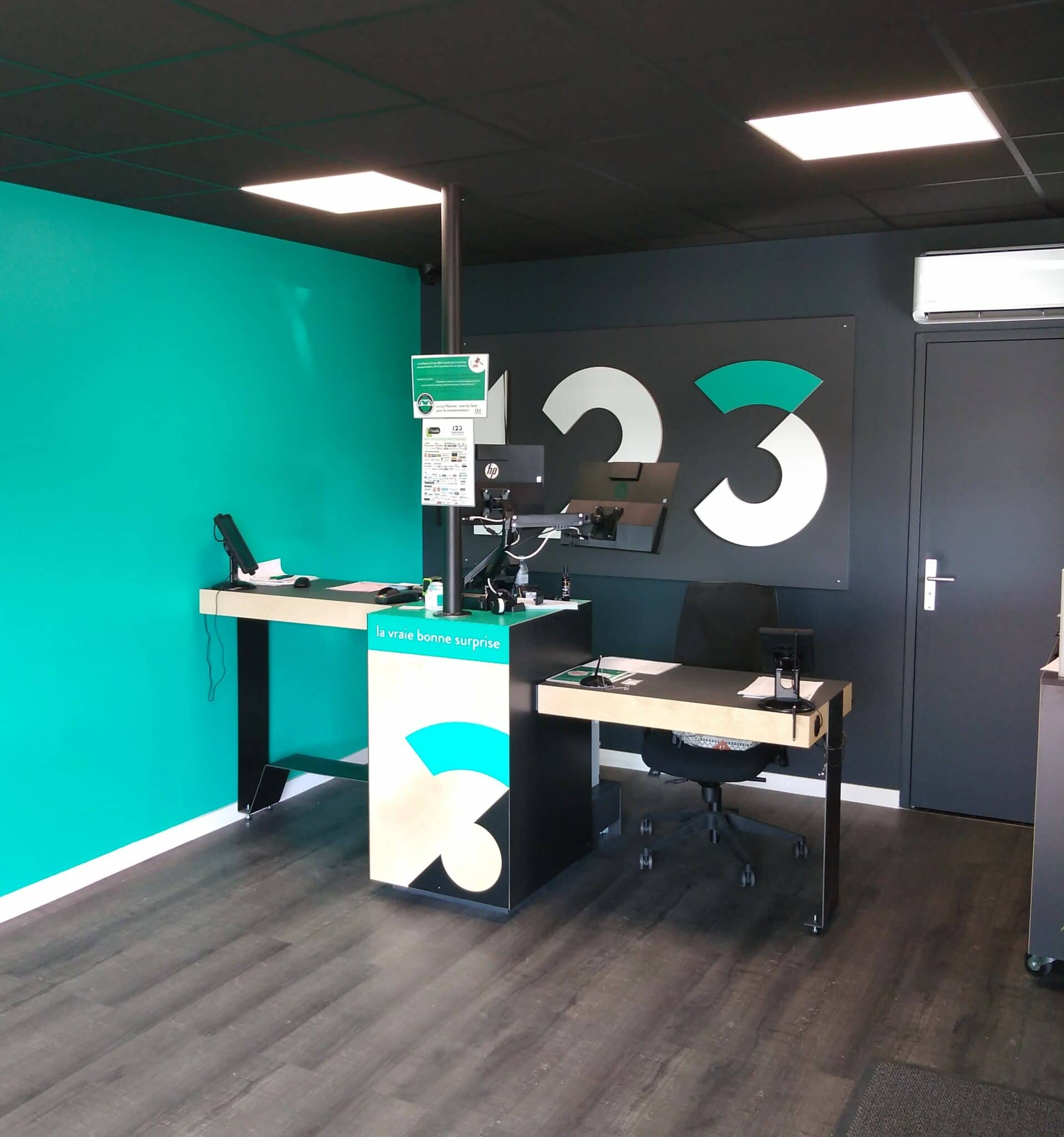 Accueil client du centre 123 Pare-Brise Sorgues