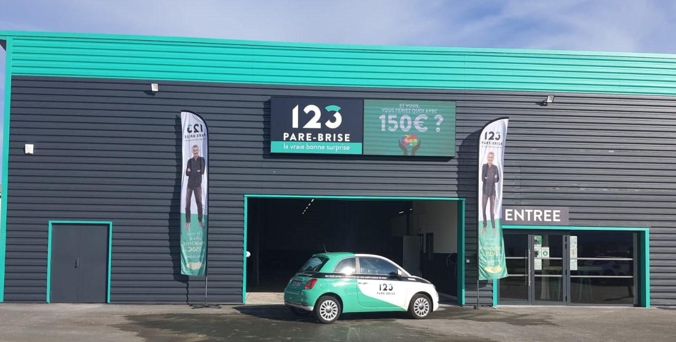 Façade de l'agence 123 Pare-Brise Le Mans Arnage