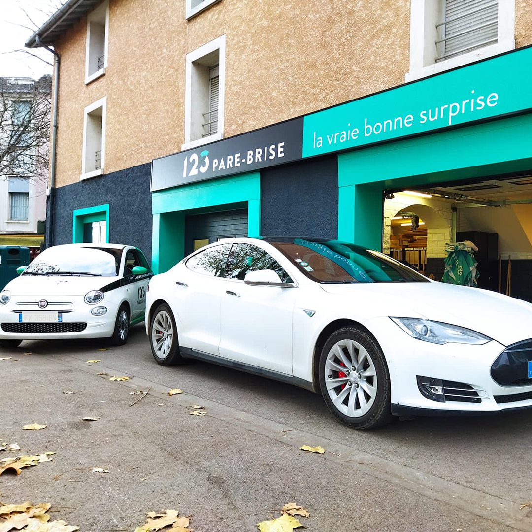 Tesla S