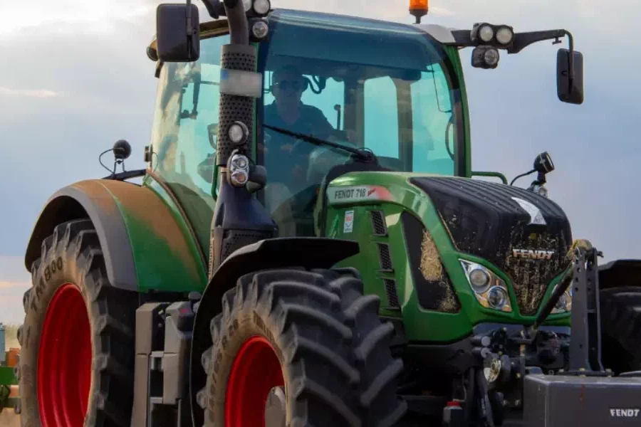Remplacement pare-brise tracteur