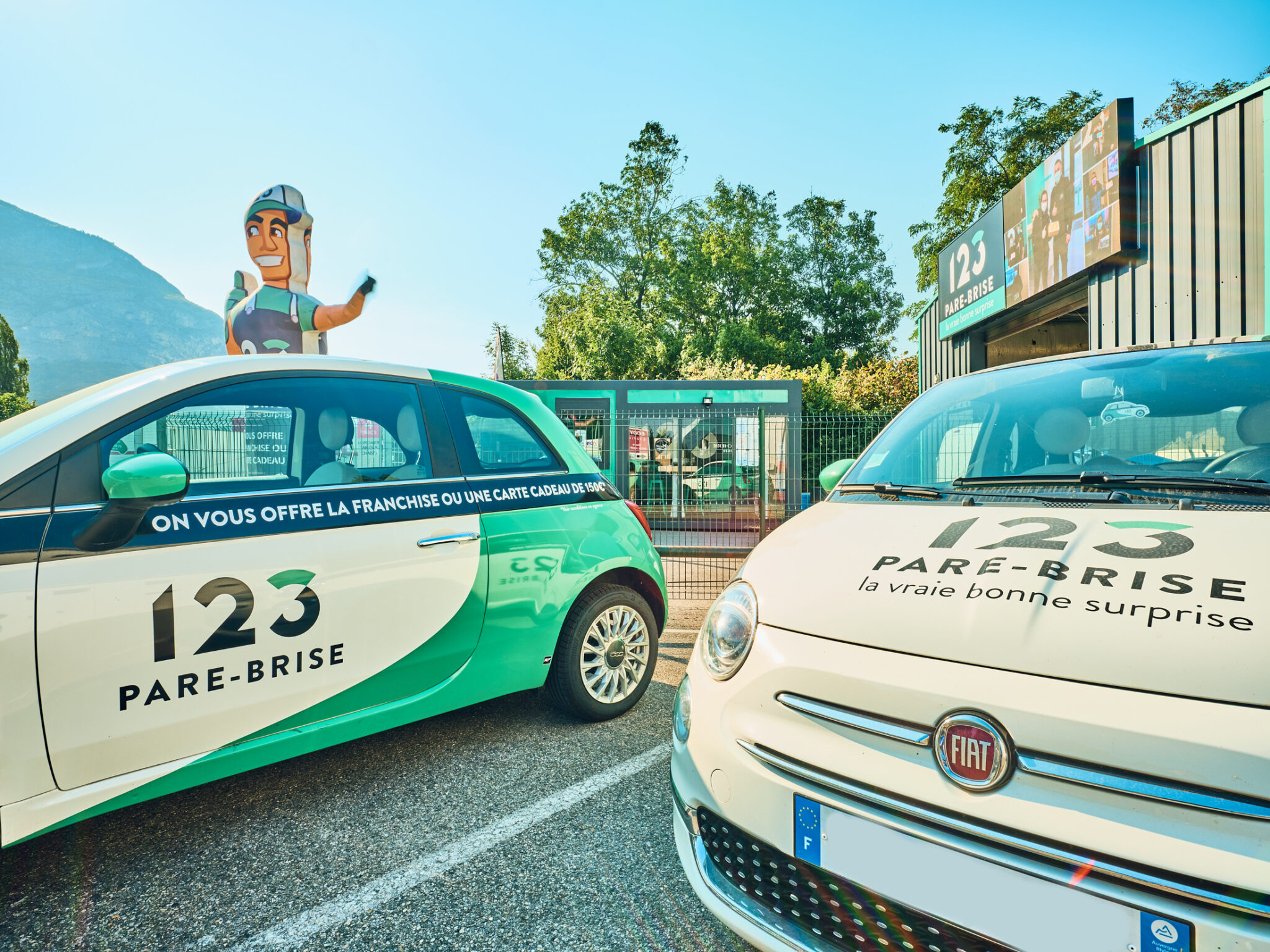 Agence 123 Pare Brise Saint Egreve véhicule de courtoisie