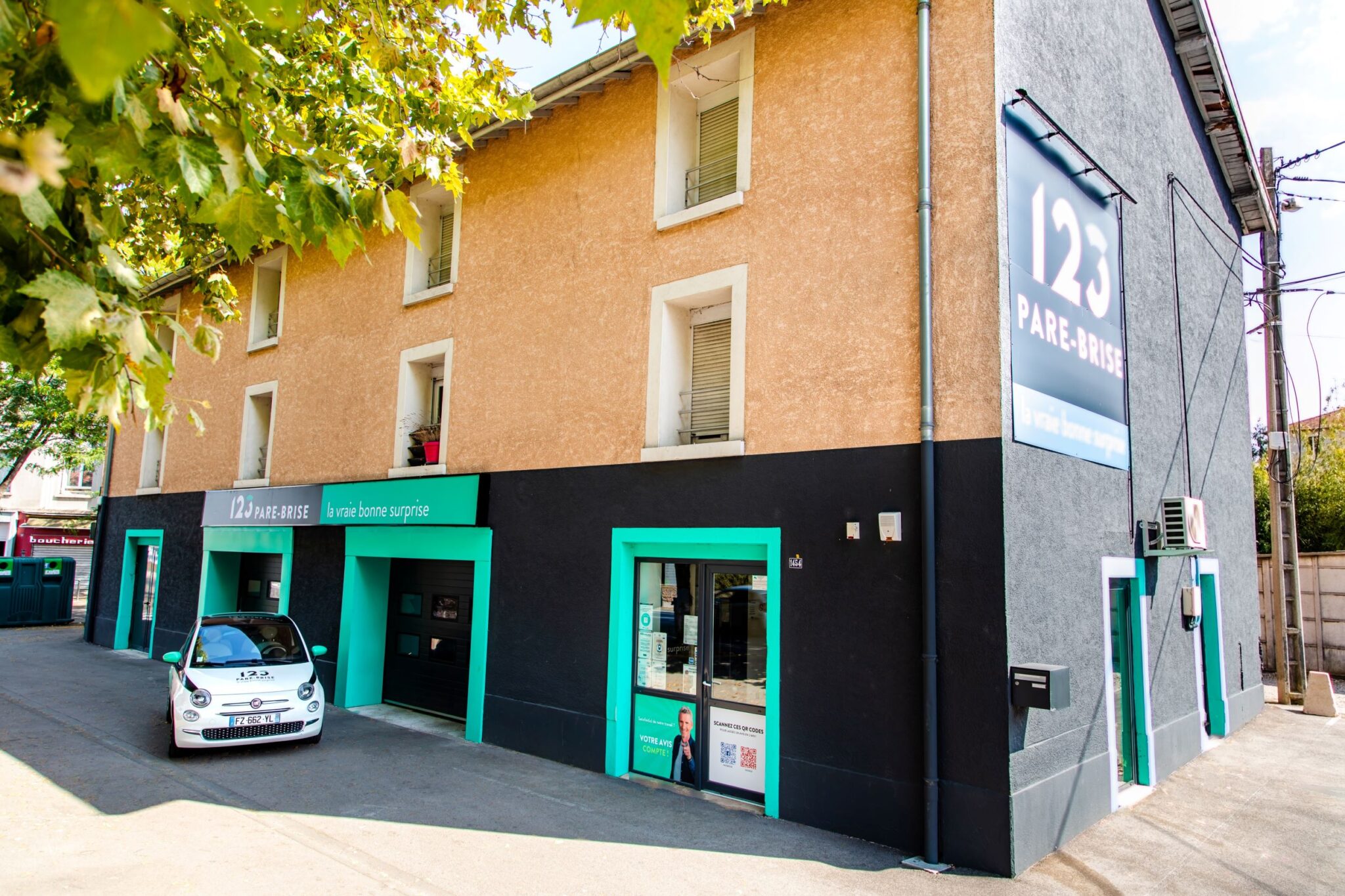 Agence 123 Pare Brise Villefranche extérieur