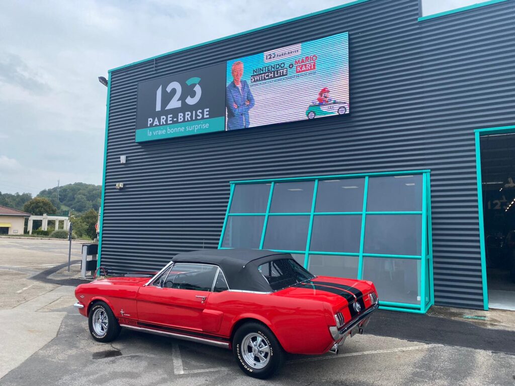 123parebrise-besancon-mustang-rouge 123 Pare-Brise Besançon extérieur véhicule client