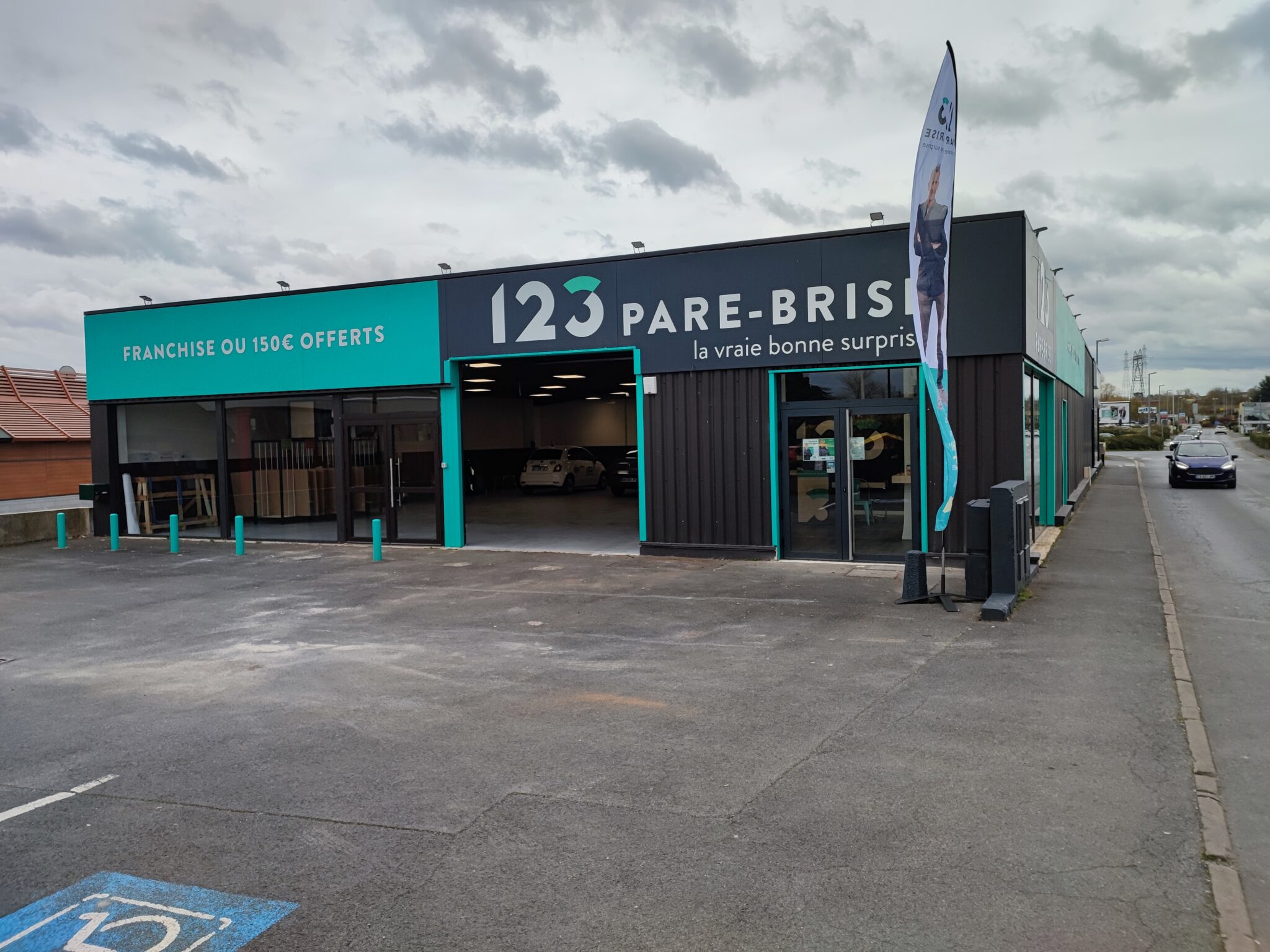 Agence 123 Pare Brise Reims Cormontreuil façade