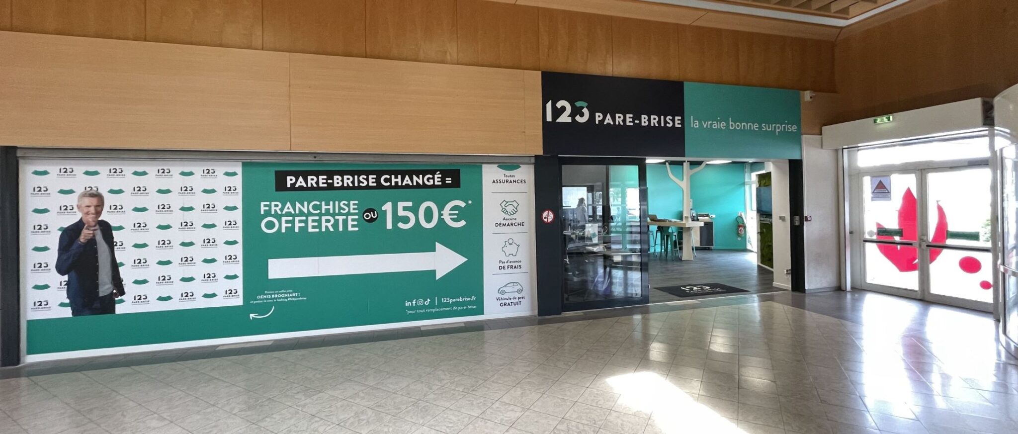 Agence 123 Pare Brise Reims La Neuvillette entrée Cora