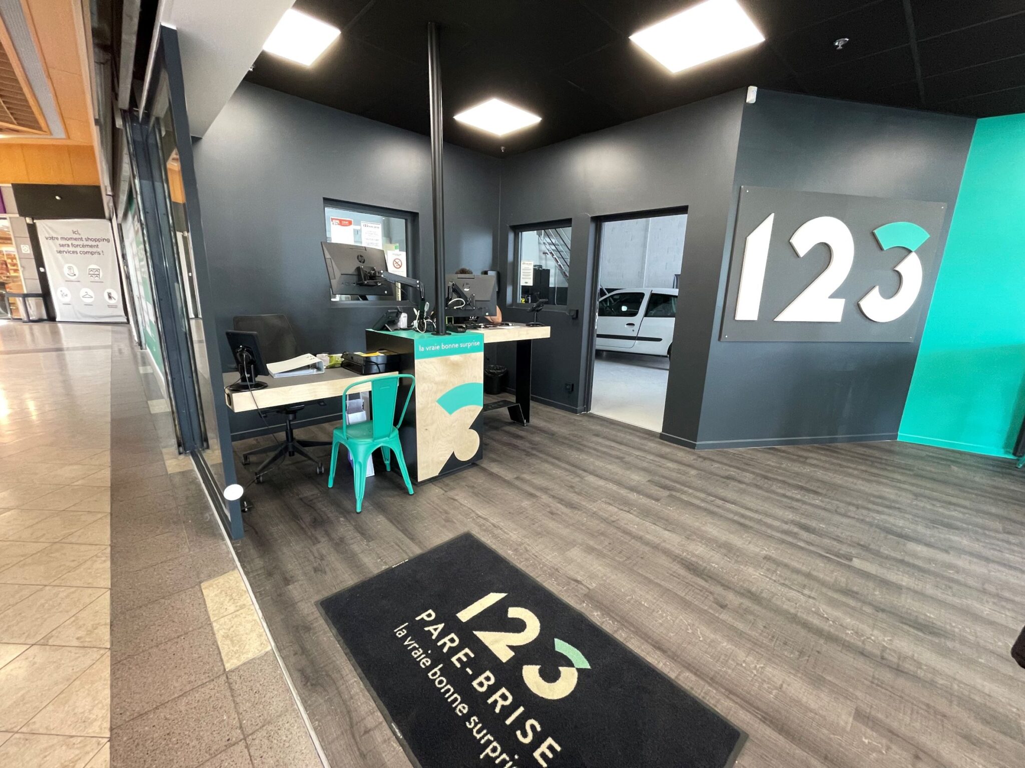 Agence 123 Pare Brise Reims La Neuvillette intérieur accueil