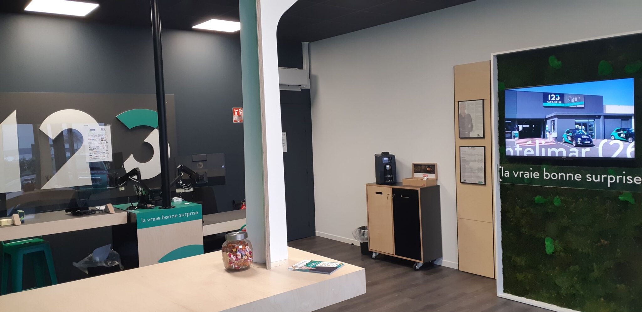 Agence 123 Pare Brise Riom coin client