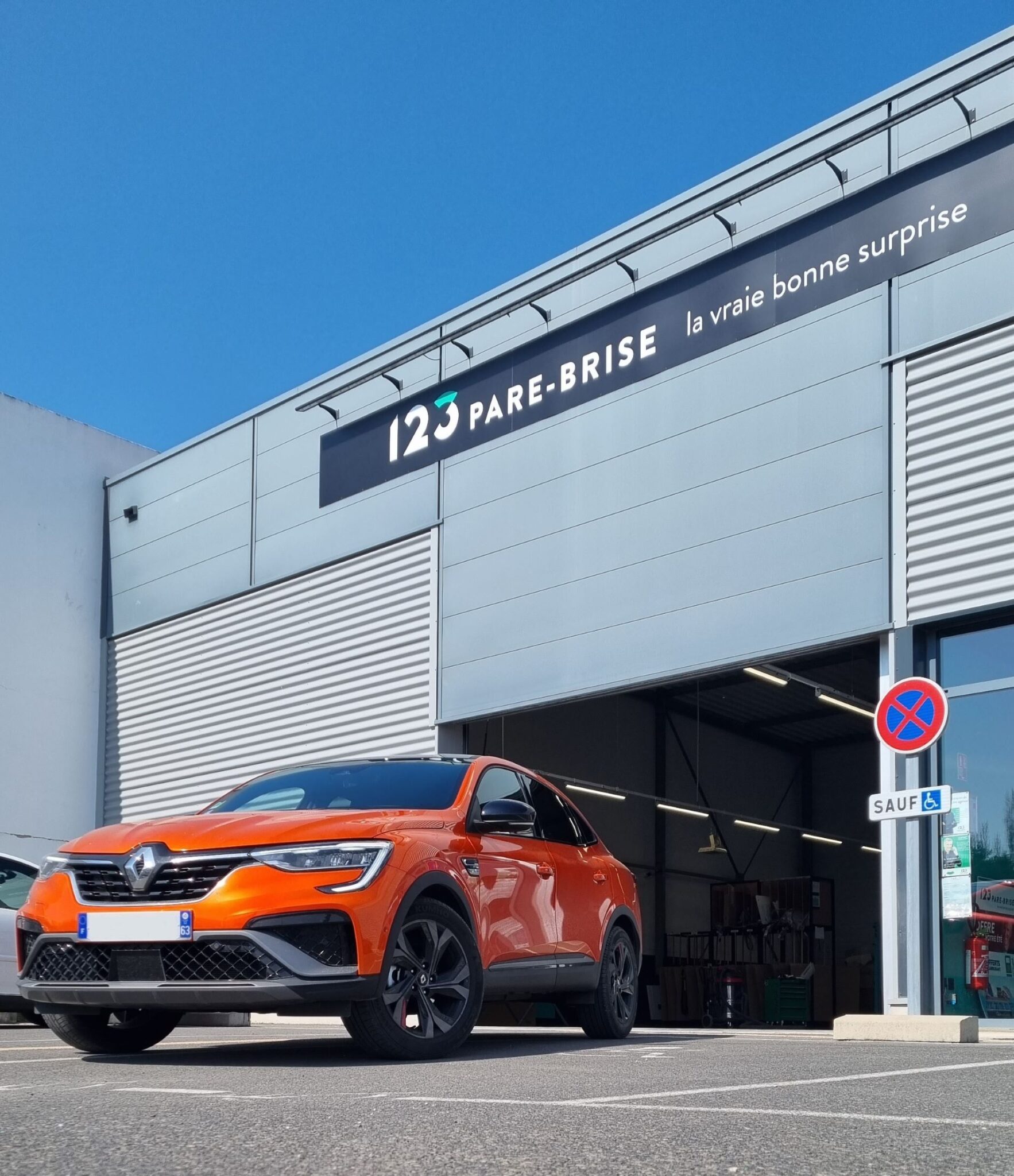 Agence 123 Pare Brise Riom véhicule client