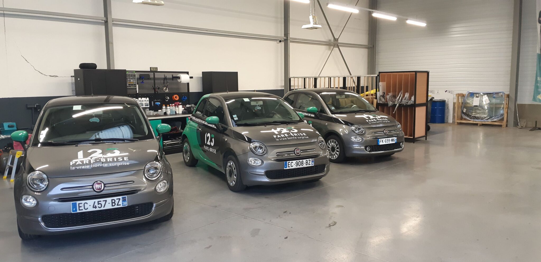 Agence 123 Pare Brise Riom véhicule de courtoisie