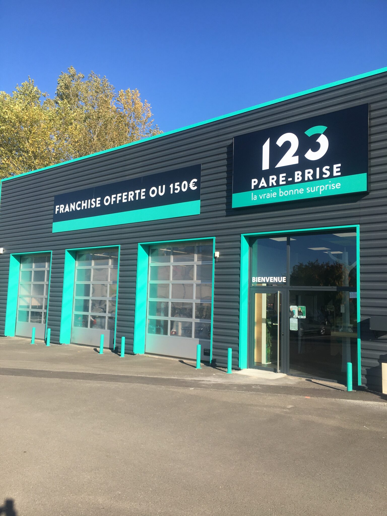 Agence 123 Pare Brise Angoulême entrée