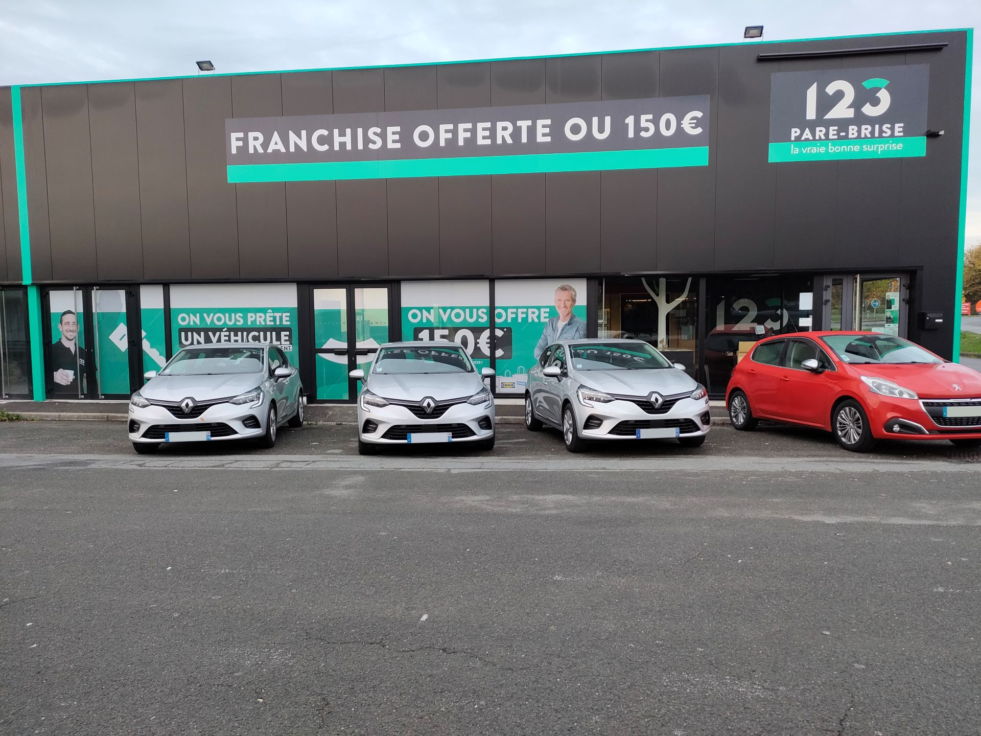 Agence 123 Pare Brise Périgueux extérieur