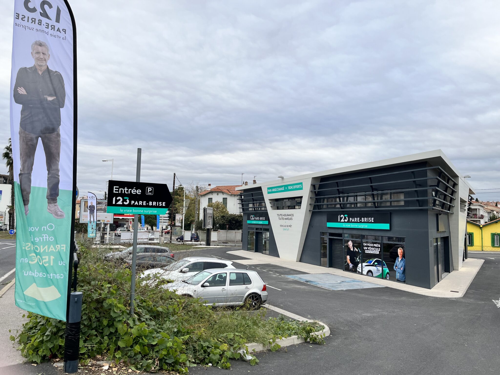 Agence 123 Pare Brise Perpignan sud parking