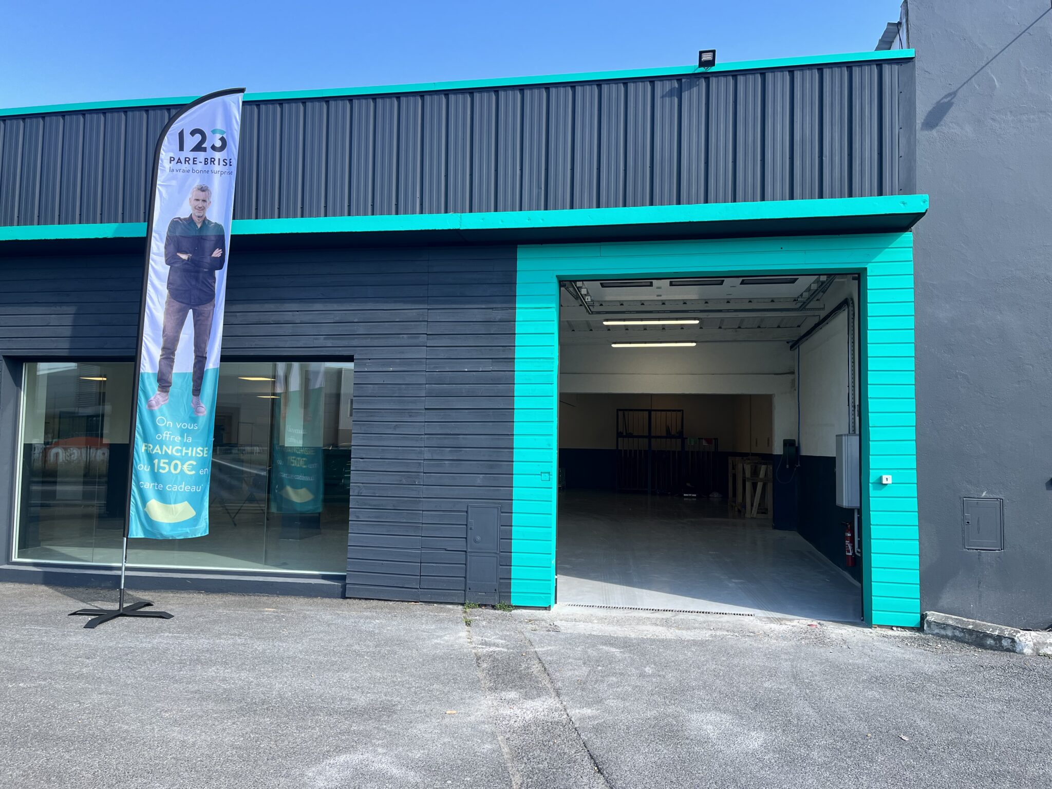 Agence 123 Pare Brise Tarbe Odos entrée