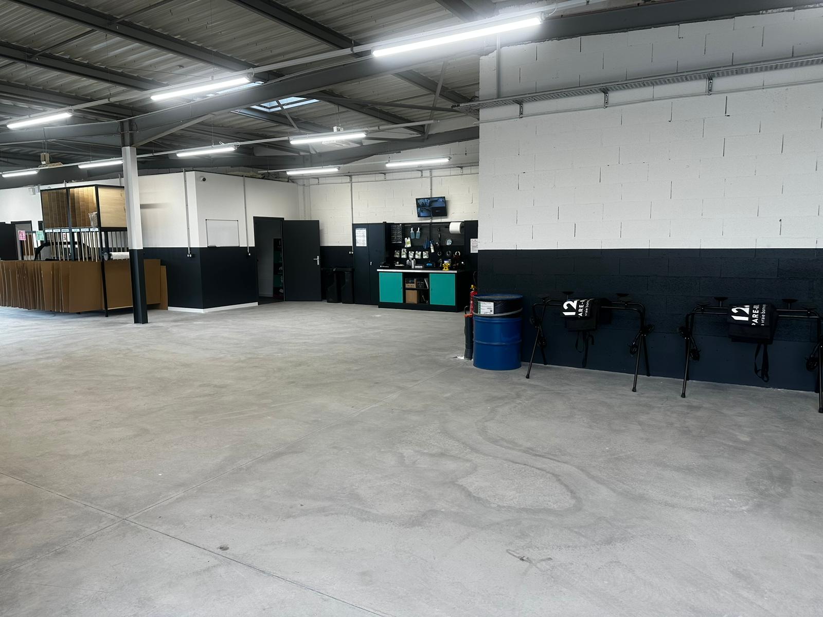 Agence 123 Pare-Brise Albi intérieur atelier