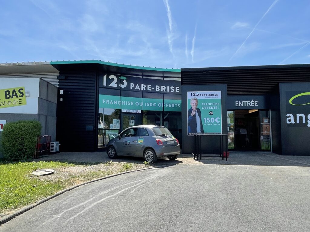 123parebrise-angers-devanture Agence 123 Pare Brise Angers devanture