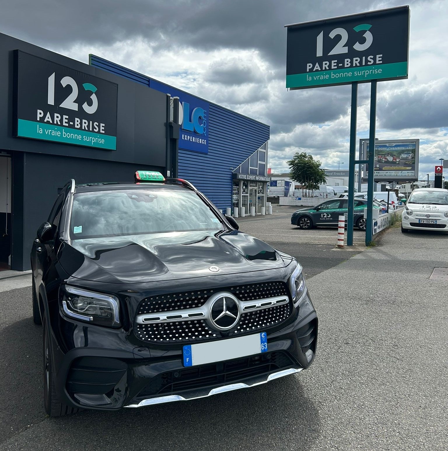 Agence 123 Pare-Brise Aubière Mercedes GLE noir
