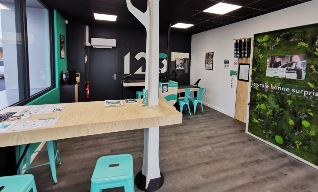 123 Pare-Brise Abbeville intérieur 2