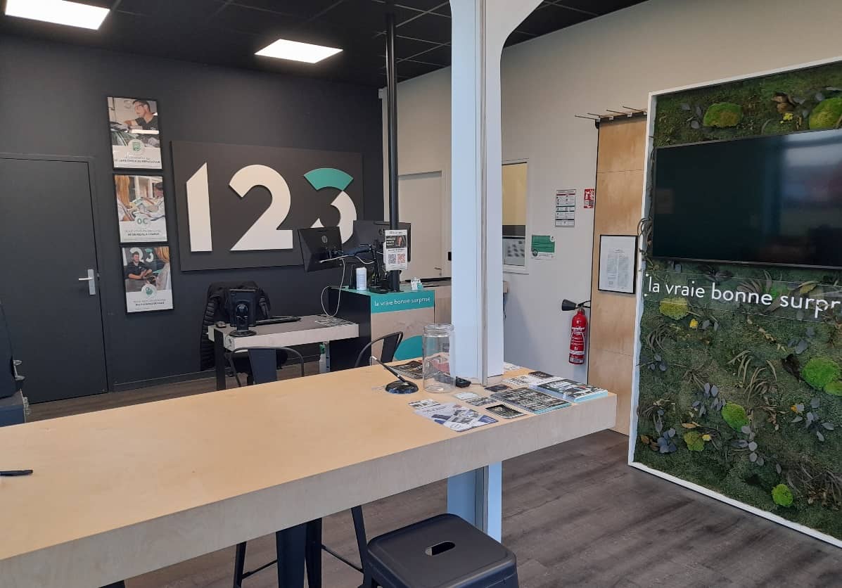 123 Pare-Brise agence de Châteauroux intérieur