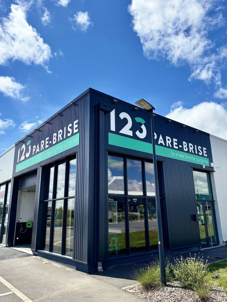 123 Pare-Brise Poitiers Extérieur
