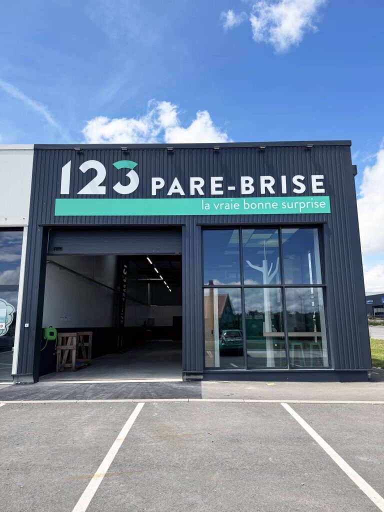 123 Pare-Brise Poitiers Devanture
