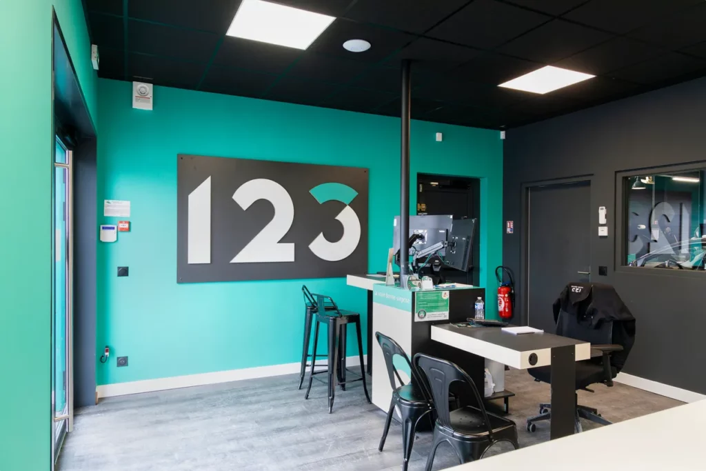 123 Pare-Brise La Rochelle - Intérieur