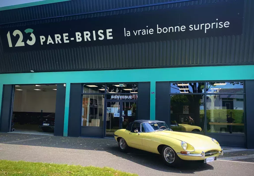 remplacement-pare-brise-jaguar Remplacement pare-brise jaguar