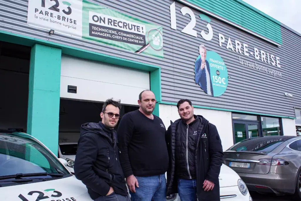 equipe-123-pare-brise-tours-nord Equipe 123 Pare-Brise Tours Nord