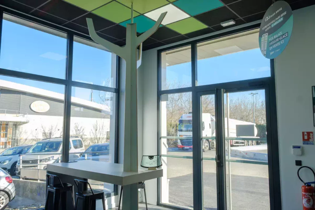 espace-123-pare-brise-nimes-ouest Espace détente 123 Pare-Brise Nîmes Ouest